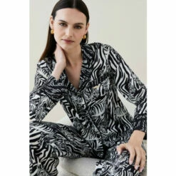 Outlet 🌟 KarenMillen Mixed Animal Satin Nightwear Revere For Female ⭐