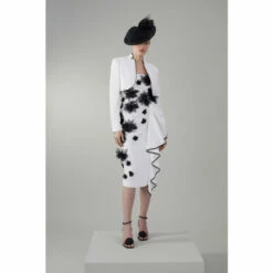 Best Pirce ✨ KarenMillen Petite Floral Applique Woven Cropped Blazer For Female ✨ -Karen Millen Sales unnamed file 1337