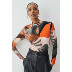 Outlet 👍 KarenMillen Printed Long Sleeve Viscose Blend Keyhole Cut Out Jersey Top For Female 🧨 -Karen Millen Sales unnamed file 1446