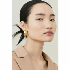 Top 10 🧨 KarenMillen Gold Plated Chunky Hoop Earrings For Female 🧨 -Karen Millen Sales unnamed file 2174