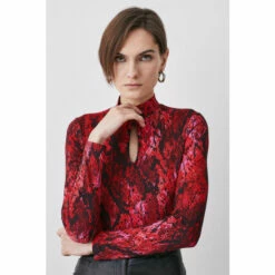 Discount 👏 KarenMillen Snake Print Key Hole Viscose Blend Jersey Top For Female ✨ -Karen Millen Sales unnamed file 285