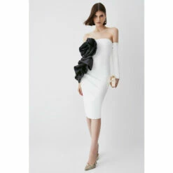 Deals ⌛ KarenMillen Appliqued Rose Ponte Midi 👗 Dress For Female 🛒 13 Deals ⌛ KarenMillen Appliqued Rose Ponte Midi 👗 Dress For Female 🛒 -Karen Millen Sales unnamed file 4337