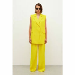 Best reviews of 💯 KarenMillen Soft Twill Sleeveless Tux Jacket For Female 🧨 -Karen Millen Sales unnamed file 5800