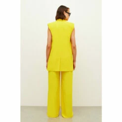 Best reviews of 💯 KarenMillen Soft Twill Sleeveless Tux Jacket For Female 🧨 -Karen Millen Sales unnamed file 5803