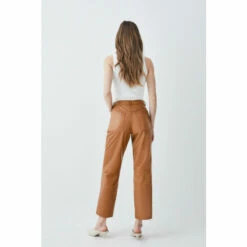 Budget 😍 KarenMillen Leather Slim Leg 5 Pocket Detail Trouser For Female 🧨 -Karen Millen Sales unnamed file 6249