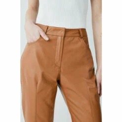 Budget 😍 KarenMillen Leather Slim Leg 5 Pocket Detail Trouser For Female 🧨 -Karen Millen Sales unnamed file 6252