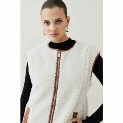 Discount 🎁 KarenMillen Teddy Hybrid Gilet & 🧥 Coat For Female ⌛ -Karen Millen Sales unnamed file 842
